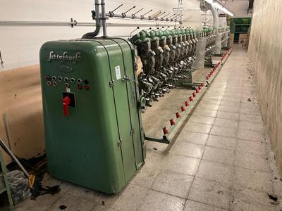 Übersichtsbild von W. Schlafhorst GKU automatic cone winding machine