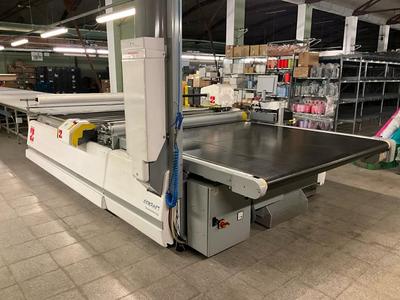Overzichtsfoto van 2001 investronica sistemas invescut cutting machine