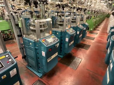 Overzichtsfoto van 2017 onati LB04E7 knittingmachine (6x)