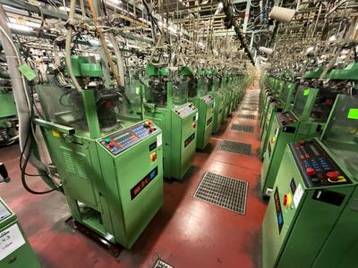 Overzichtsfoto van 1998 Matec HF 2.7S knittingmachine (10x)