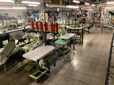 Photo d'aperçu de Rimoldi industrial sewing machine (3x)