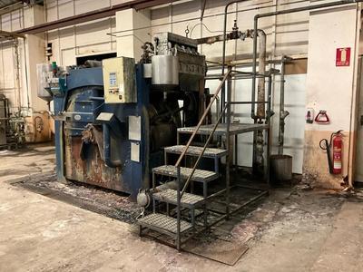 Overview picture of Milnor dyeing machine