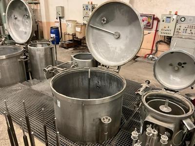Overview picture of 1965 S.T.150 s/s hydro extractor centrifuge