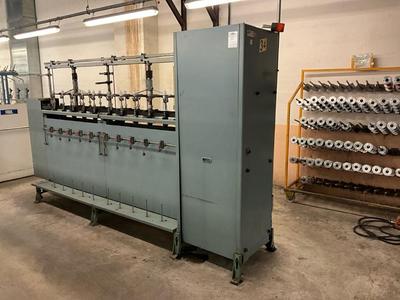 Overview picture of 1987 OMM testing machine