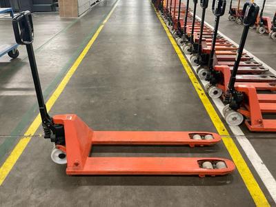 Overview picture of BT/Toyota manual hydraulic palletlifter
