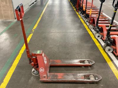 Overview picture of BT manual hydraulic palletlifter