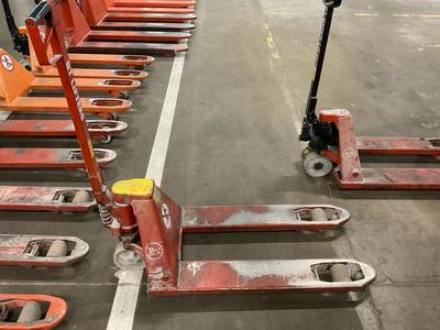 Overview picture of BT manual hydraulic palletlifter