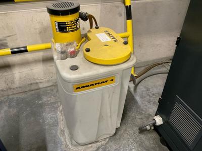 Overview picture of 2005 Kaeser Aquamat 4 oil/water seperator