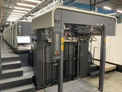 Overzichtsfoto van 2023 MAN Roland B700_B1 _530 Model R700 3B PLV 5/5 Evolution Elite 10-color offset sheetfed press