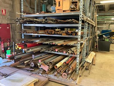 Immagine panoramica di Metal iron steel stock