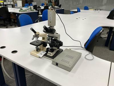 Overview picture of Nikon alphaphot ys2 microscope