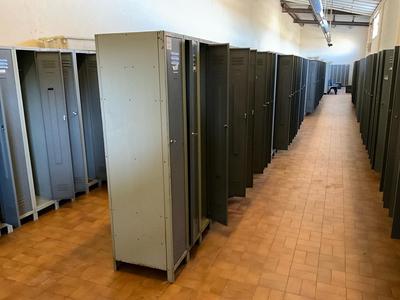 Immagine panoramica di (11x) llansola lockers