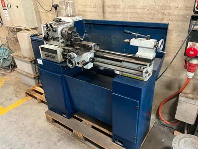 Overzichtsfoto van Emco lathe