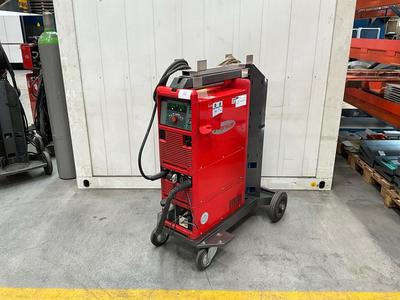 Immagine panoramica di Fronius MagicWave 4000 TIG AC/DC water cooled welding machine