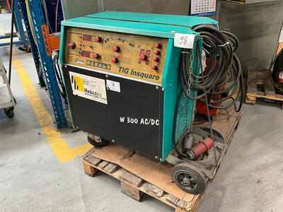 Immagine panoramica di Merkle TIG Insquare W 300 AC/DC and Matsushita plasma cutter