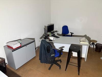 Photo d'aperçu de Desk setup (2x)