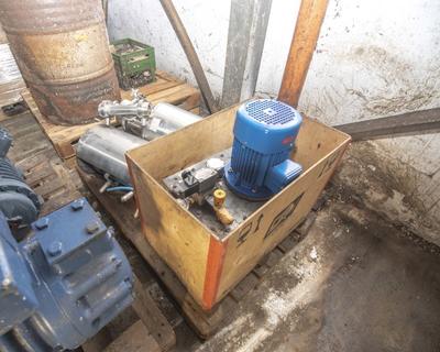 Overview picture of Rexroth Hydronorma solenoid operated directional spool valve