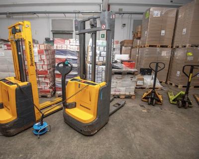 Imagen general de 2017 Jungheinrich EJC 112 Electric Walkie Stacker