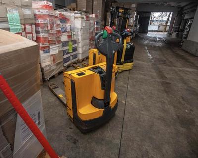 Photo d'aperçu de JUNGHEINRICH EJE 116 Electric Pallet Truck