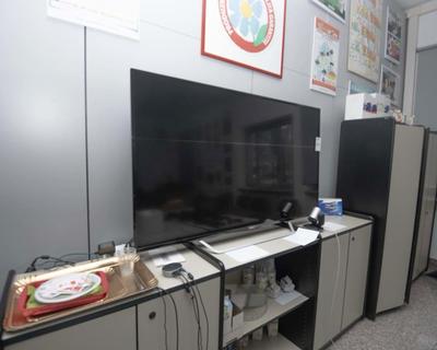 Översiktsbild av Philips 65PUS6162/12 65” 4K Ultra HD Smart LED TV