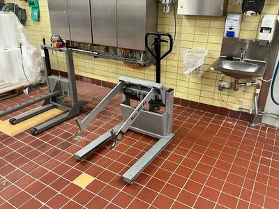 Übersichtsbild von 2019 Meccanica 015-119-001 Hydraulic pallet wagon