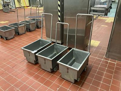 Overview picture of s/s Trolley container fits lot 636 (3x)