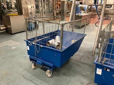 Overview picture of WFI Tipping container