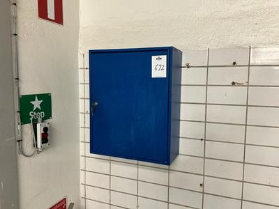 Übersichtsbild von Metall cabinet