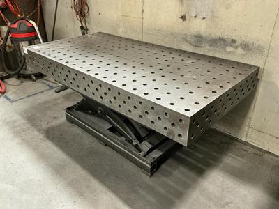 Overzichtsfoto van Lifting welding table