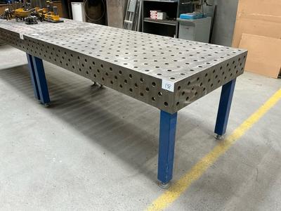 Overzichtsfoto van Welding table