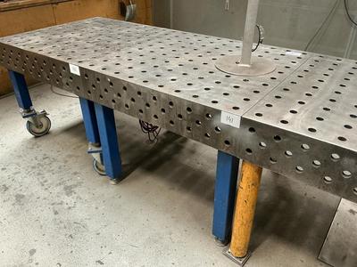 Overzichtsfoto van Welding table