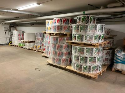 Übersichtsbild von Tetra pak Milk cartons (10x)