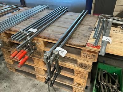 Overzichtsfoto van screw clamps (2x)