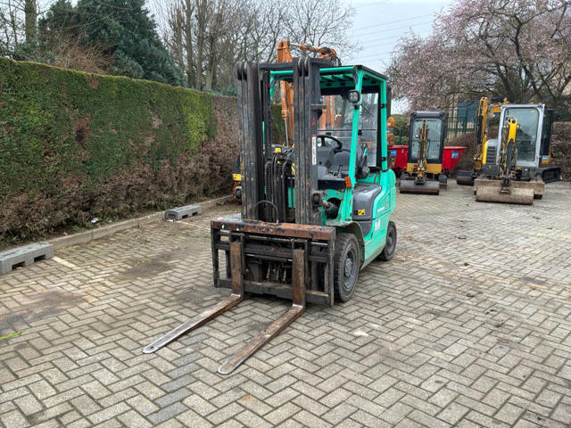 2018 Mitsubishi Grendia FD25NT Forklift