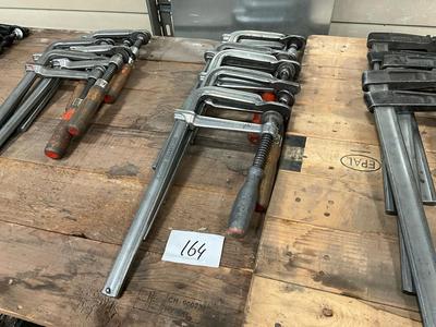 Overzichtsfoto van screw clamps (6x)