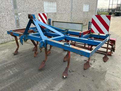 Overview picture of DSD cultivator with cage roller