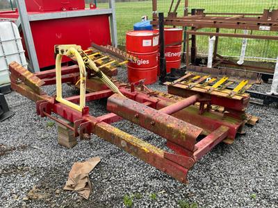 Overview picture of pasture drag