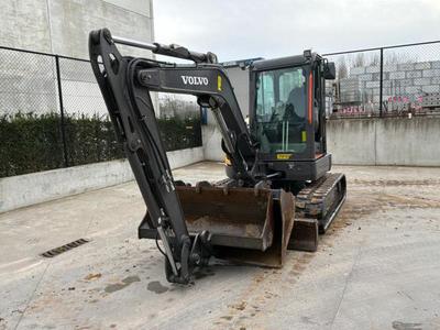 Imagen general de 2023 Volvo ECR50F Miniexcavadora de cadenas