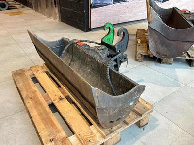 Overview picture of 2017 Cangini SQ 40 A L 1200 tipping bucket