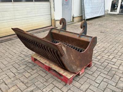 Overview picture of Rubble bin