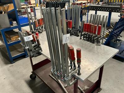 Overzichtsfoto van screw clamps (5x)