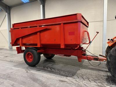 Photo d'aperçu de Benne agricole à essieu unique de 10 tonnes