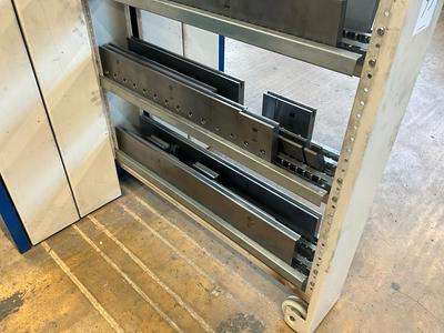 Immagine panoramica di Trumpf various dies (47x)