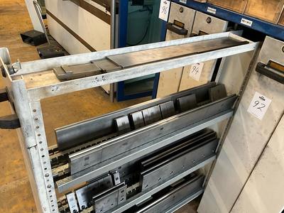 Immagine panoramica di Trumpf various dies (31x)