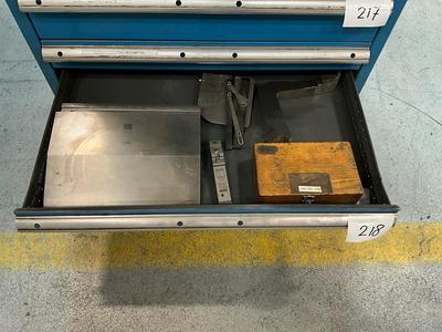 Overzichtsfoto van various Trumpf press brake tooling
