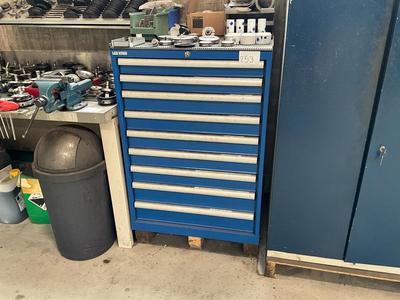 Overzichtsfoto van Trumpf punching tools in Lista cabinet