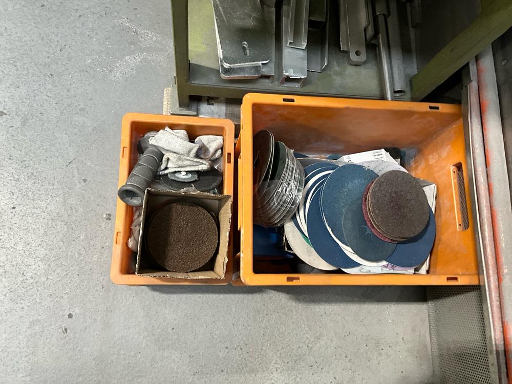 Schiebe-Pan 16
