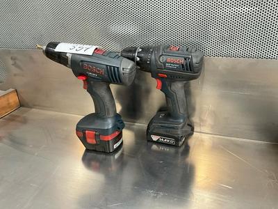 Overzichtsfoto van Bosch cordless drill (2x)