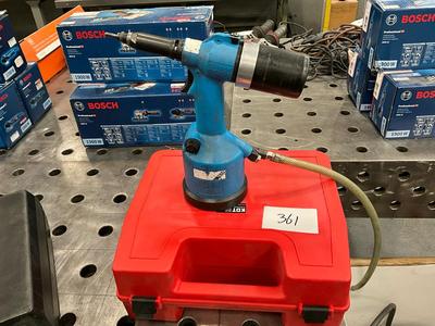 Overzichtsfoto van Avdel Pneumatic Air Hydraulic rivetter