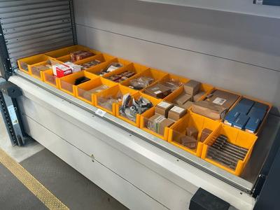 Imagen general de various fastening material